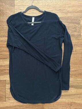 lululemon athletica Women's Long Sleeve Black Crewneck Sweater